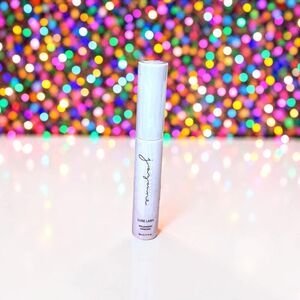 Jazmine Beauty Cosmetics Luxe Lash Volumizing Mascara 0.17 oz NWOB and Sealed